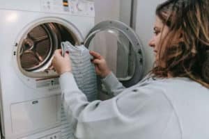 Clean your smelly washing machine